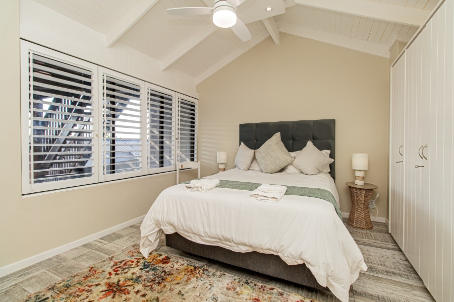 4 Bedroom Property for Sale in Upper Main Street Western Cape